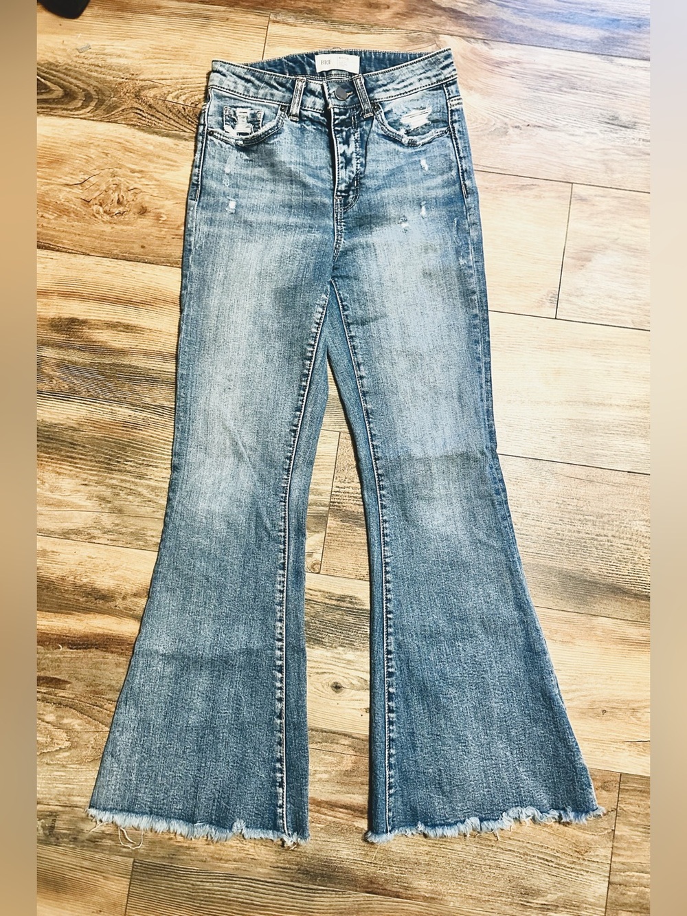 Buckle, BKE Billie Women’s Flare Jeans - Light Denim size 25 x 29 1/2 - Picture 2 of 3